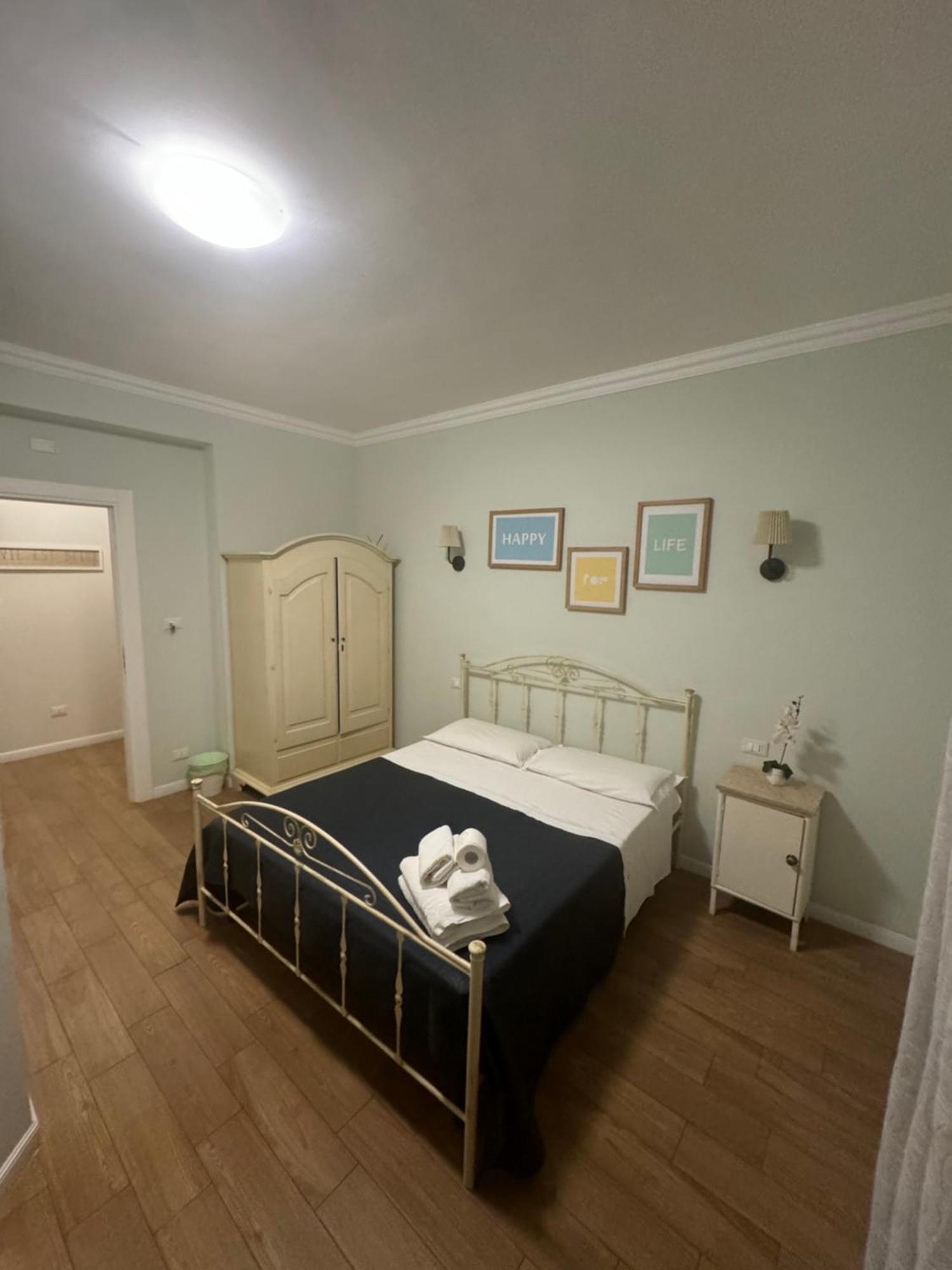 Casa Gioia Bed and Breakfast Taranto Exteriör bild